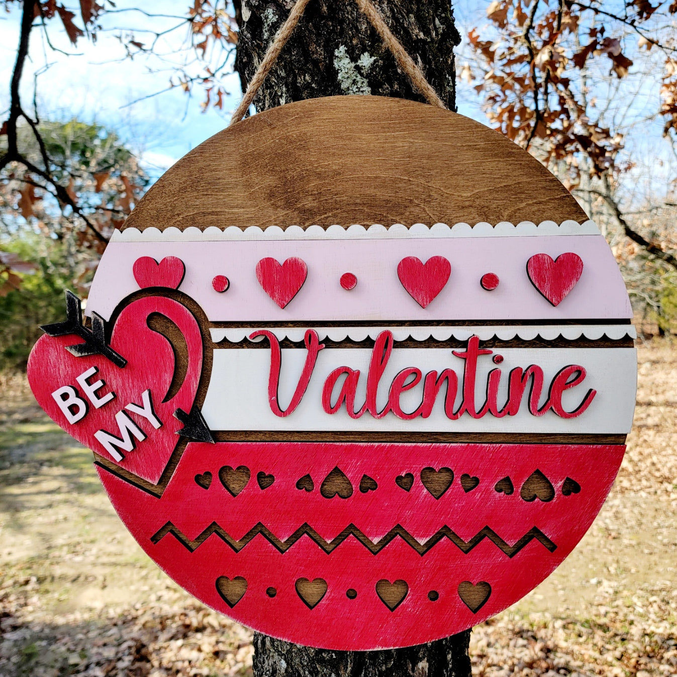 Be My Valentine Round Sign