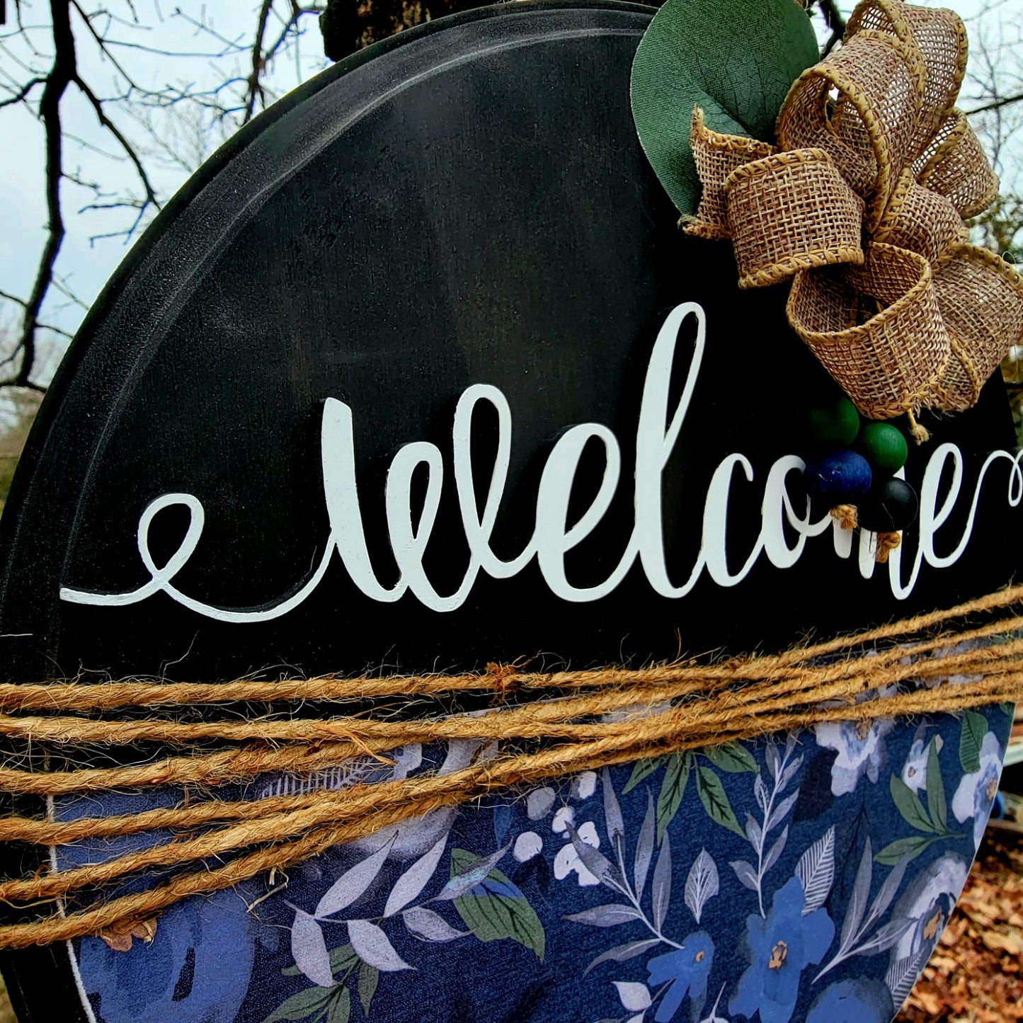 Navy Floral Welcome Round